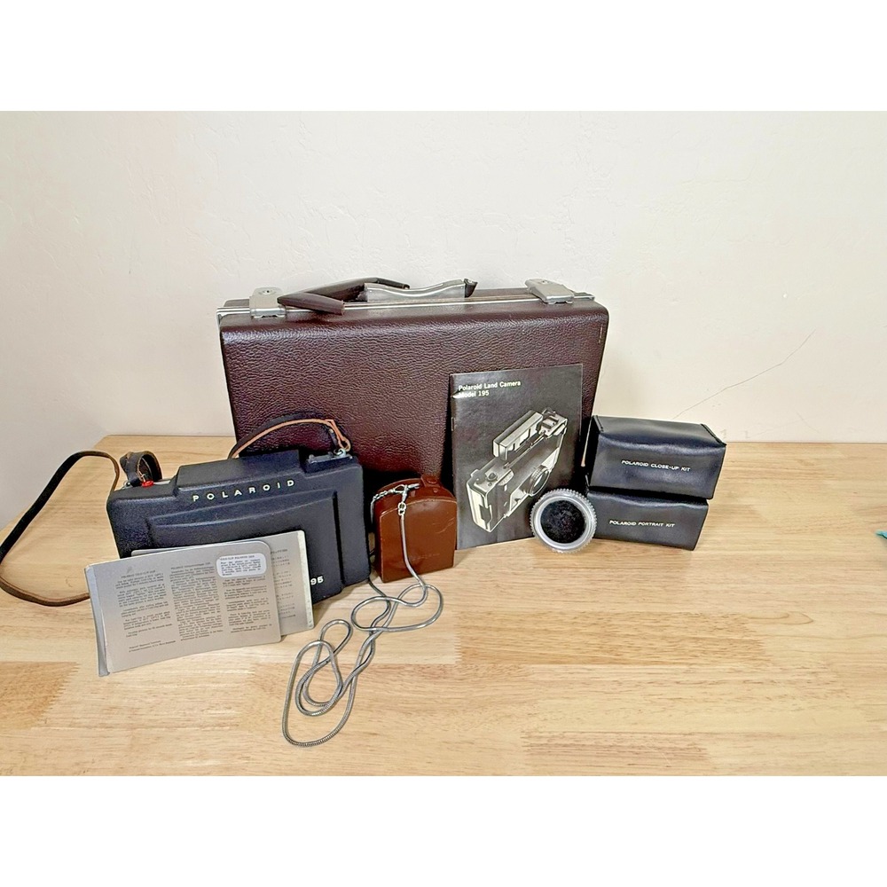 Polaroid 195 Land Camera w/ Tomioka 114mm lens, Accessories, Case‎ Untested READ